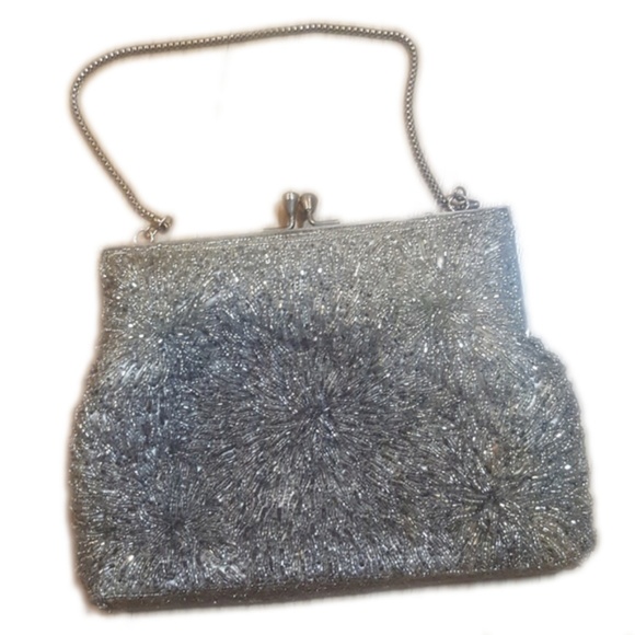 Handbags - Vintage silver beaded purse